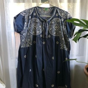 Embroidered mini dress XL